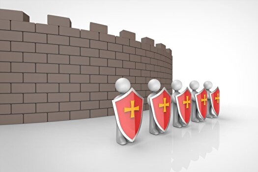 فایروال انسانی به چه معناست