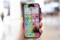 ماه‌ها انتظار به پایان رسید؛ بررسی میدانی و قدم‌به‌قدم هوش مصنوعی جدید آیفون (Siri AI) در دنیای واقعی