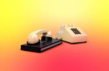 چرا تماس‌های بی‌صدا دریافت می‌کنیم؟ پشت پرده تماس‌های Silent Call و کلاهبرداری‌های مبتنی بر هوش مصنوعی